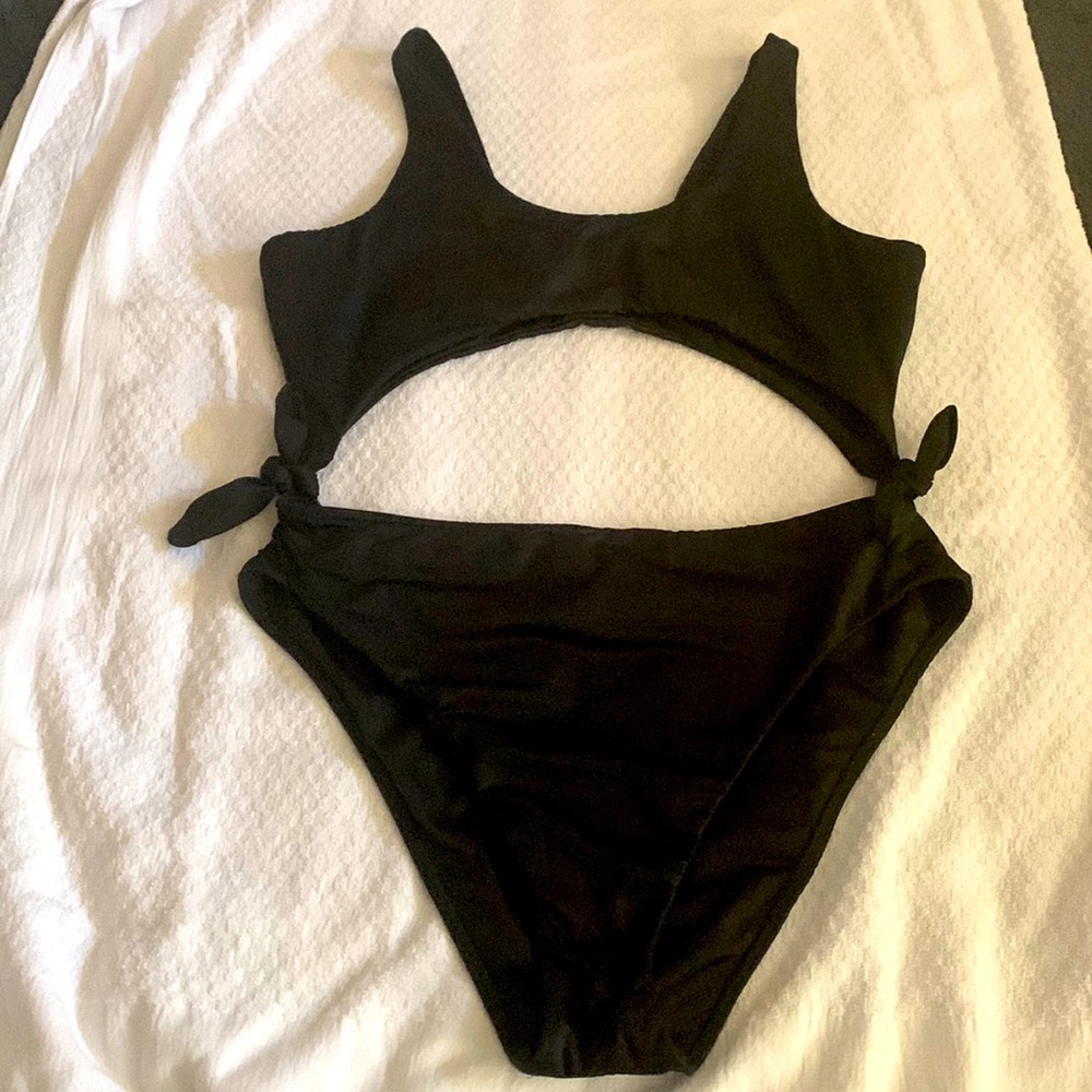 PACSUN L.A HEARTS SWIMSUIT